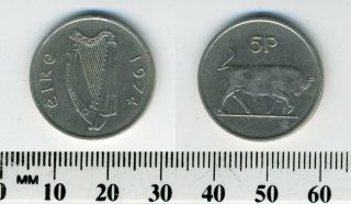 Ireland Republic 1974 - 5 Pence Copper - Nickel Coin - Irish Harp - Bull