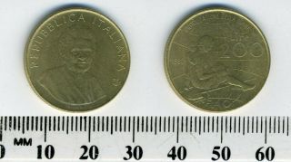 Italy 1980 - 200 Lire Aluminum - Bronze Coin - International Women 