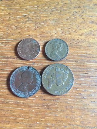 4 Coins England 2 Different Style Pennies,  2 Pence,  1/2 Penny Circulated 2