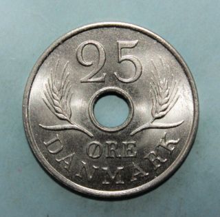 Denmark 25 Ore 1967 Brilliant Uncirculated Coin - King Frederik Ix