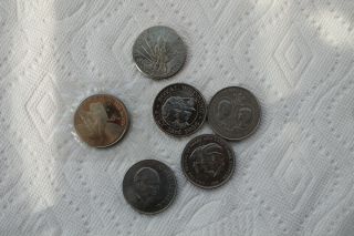 Crown Size Coins,  6 Total,  Uk,  Marshall Islands,  Tristan Da Cunha,  St.  Helena