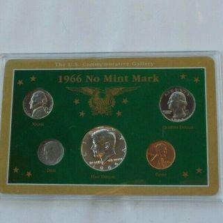 Vintage 1966 US Commemorative Gallery Proof Set Coins Money Half Dollar NR 2