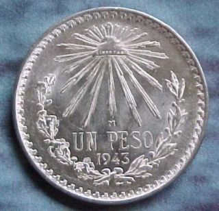 Frosty Uncirculated Old Mexico 1943 Mo 720 Silver Mexican Cap & Ray Un Peso Coin