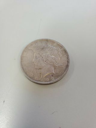 (1) Au $1 1922 Peace Silver Dollars 90