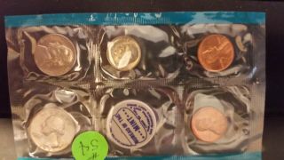1970 United States Uncirculated Coin Set plus 1981 Proof set 5