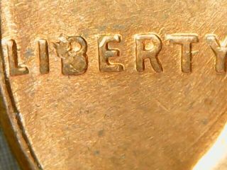 1957 D Lincoln Wheat Penny Error Die Chip In B & Next To T