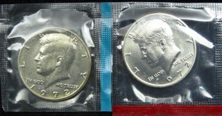 1972 P And D Set Of Uncirculated Kennedy Half Dollar Bu Cello (b03)