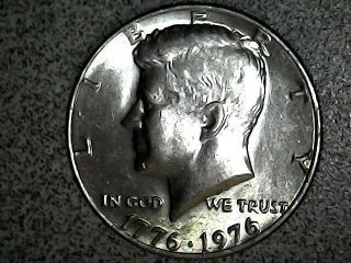 1976 - P Bicentennial Kennedy Half Dollar