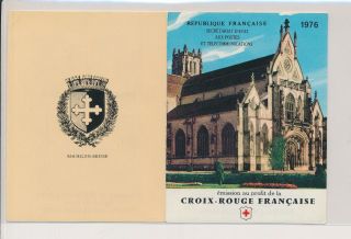 LK74584 France 1976 church sculptures art red cross fine booklet MNH 2