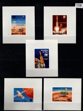 /// Niger - Mnh - Space - Spaceships - Mars - Deluxe - M1