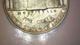 1943 P Wartime Nickel With Die Break Or Lamination On Reverse 35 Silver