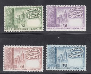Guinea 394 - 96 C75 Mnh Missing Centers 1965 Icy Set