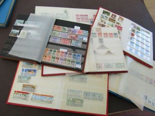 Box Containing 18 X Stockbooks - Mid Format - Some Scattered Stamps