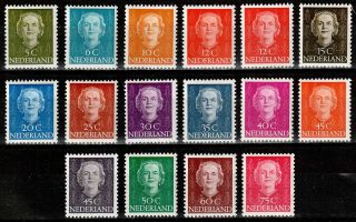 Netherlands 1949 - 1951,  Mi.  525 - 539,  582,  Sc.  306 - 318,  325 - 327,  Queen Juliana,  Mnh
