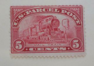 Us Scott Q5 Parcel Post 1913 Stamp Railroad Train