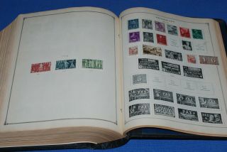 Scott International Blue Album 1940 - 1949 Part 2 Two BlueLakeStamps 1200 stamps 2