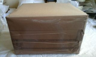 Box Of Gb Kiloware 0.  976kg Off Paper Huge Amount
