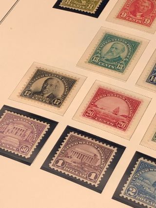 Scott Album Page US Postage Stamp Lot / / / Never Hinged / 1922 - 1925 8