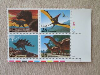 Scott 2422 - 2425 Us Dinosaurs M/nh O/g 4 Stamp Plate Block