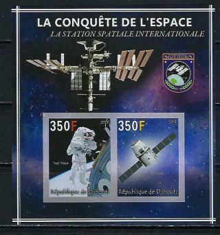M973 Mnh 2013 Imperf Souvenir Sheet Of 2 Diff Space Dragon Space X & Satellite