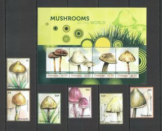 X253 2008 Grenada Flora Nature Mushrooms Of The World Set,  Kb Mnh