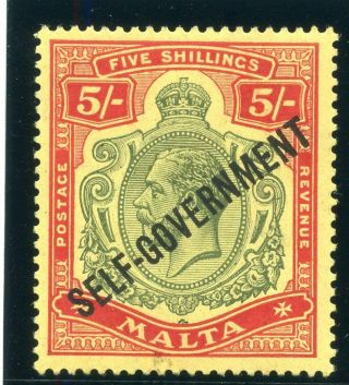 Malta 1922 Kgv 5s Green & Red/yellow Mnh.  Sg 113.  Sc 84.