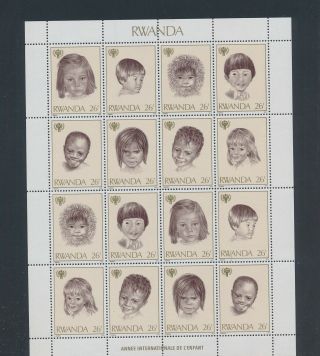 Xb73768 Rwanda 1979 Year Of The Child Xxl Sheet Mnh