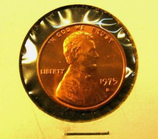 1975 - D Lincoln Memorial Cent Bu Red Us Coin