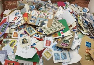 1kg Kiloware Gb & World Stamps Charity Mixed Lot.