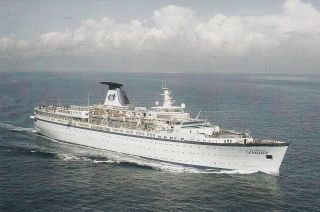 Gb Australian Cruise Ship Princess Danae 3 Ships Cached Covers & Colour Postcard