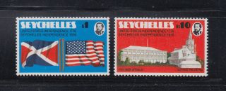 Seychelles 1976 Us Independence Sc 351 - 352 Cplte Very Lightly Hinged