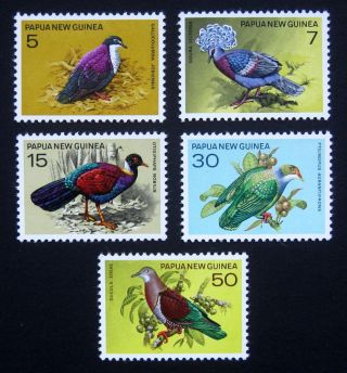 Papua Guinea 1977 Birds.  Complete Set Of 5 Stamps.  Mnh