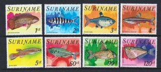 Suriname 1978 Tropical Fish - Mnh Set - Cat £10.  65 - (149)