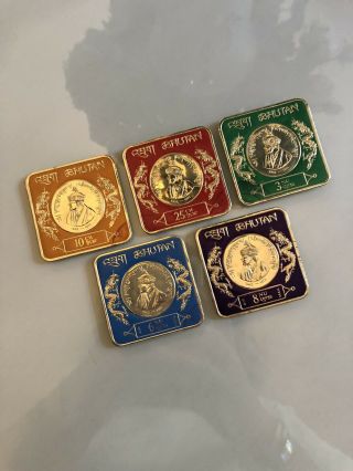 Bhutan Square - King Dorji Wangchuck Set Of 5 Molded Gold Foil Rare Stamps 1973