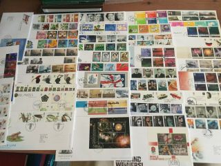 Gb Uk 44 Different Fdc Covers Between 2001 - 2004 Very Tidy Bargain
