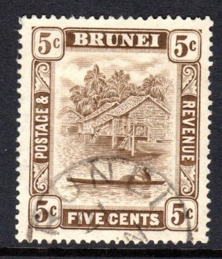 Brunei 1924 - 37 5c Chocolate (5c Retouch) Sg68a