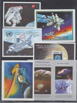 A693.  Guyana - Mnh - 7 Different Pcs - Space - Spaceships