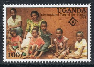 1515 - Uganda 1994 - International Year Of The Family - Mnh Set