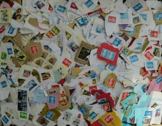 500g Unpicked Unsorted Mainly British Kiloware Postage Stamps N/r (b)