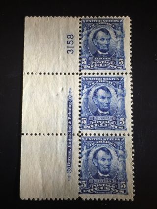 United States Postage U.  S.  Stamp Scott 304 Mnh Scv $500.  00 - Strip Of 3