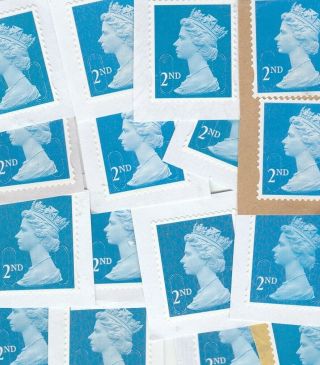 100 2nd Class Stamps Unfranked On Paper.