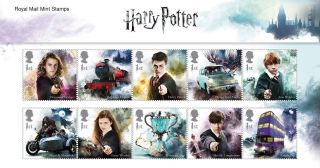 2018 Harry Potter Presentation Pack /ms.  I Will Use A Potter Stamp As Postage.