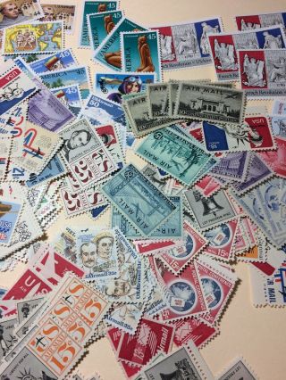 US Airmail stamps MNH 10 to 60 cents Face Value $58 (V788) 7