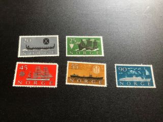 Norway Stamps Scott 382 - 386 Mnhog Scv 14.  50 Bb5409
