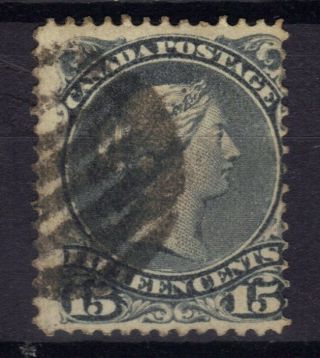 Stamps Canada Scott 29 Cat.  $ 40.  00 15c Gray Queen Ref 717 720
