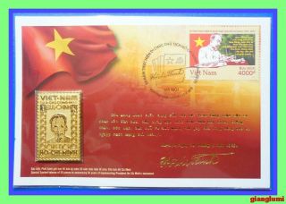 Vietnam Special Mxc With Gold Plated Stamp - Pres.  Ho Chi Minh