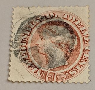Creased Twice Newfoundland Canada Queen Victoria Stamp 28 (k3480)