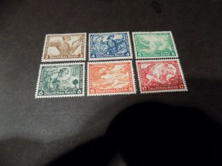 1933 Wagners Operas Welfare German Stamps In Lightly Hinged