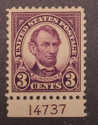 Scott 555 - 3 Cents Lincoln - Mnh - Well Centered - Plate Sng - Scv - $27.  50
