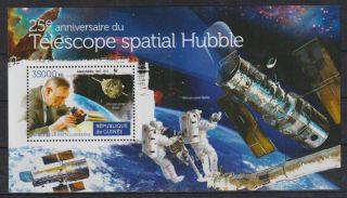 U284.  Guinea - Mnh - 2015 - Space - Hubble Telescope - Bl.